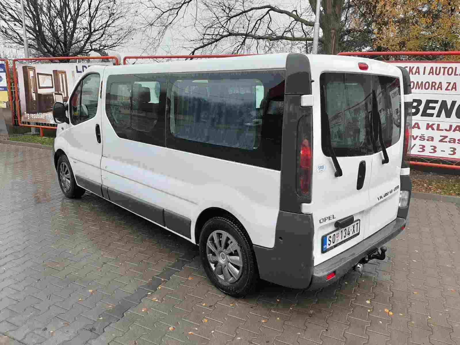 Kombi za prevoz putnika u Nemačku